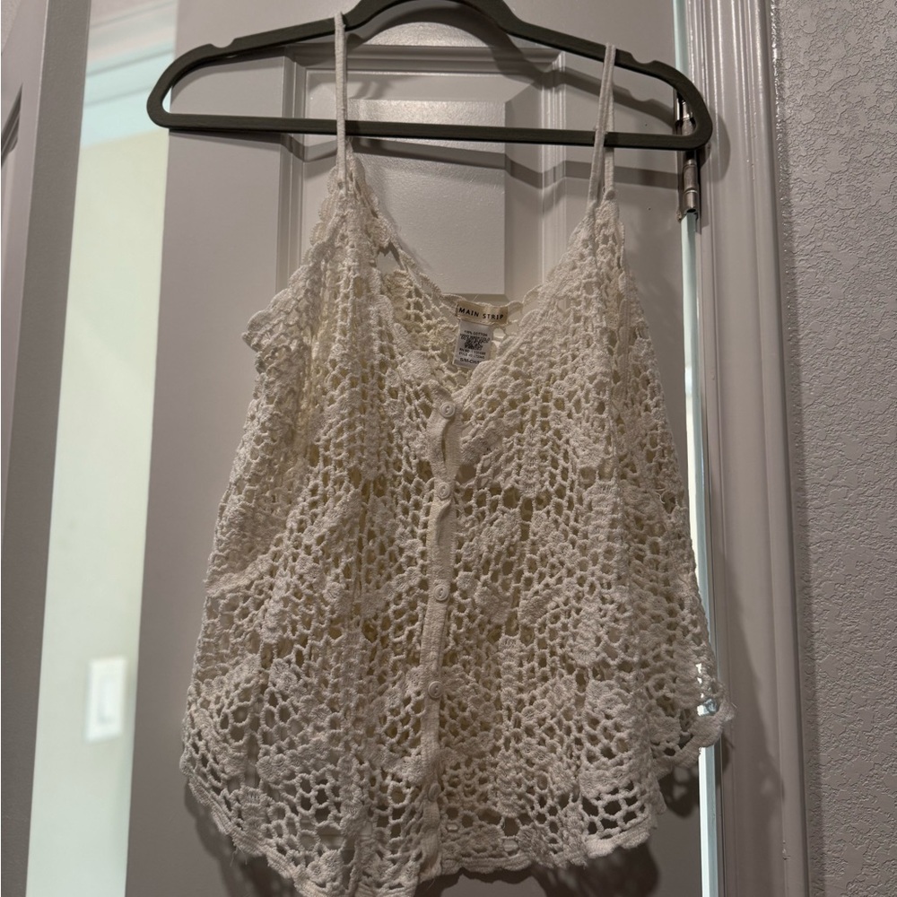 NWT Main Strip Cream Crochet Lace Camisole